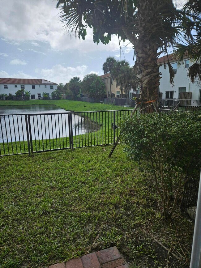 Primary Photo - 4314 Maybelle Ln