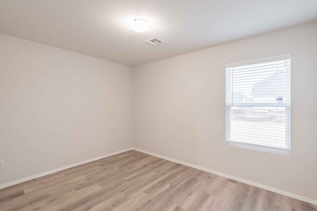 Building Photo - New Construction Home 4 Bed 3 Bath in Bixby!