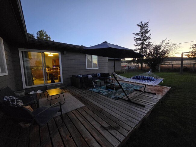 Building Photo - 23131 N Poe Valley Rd