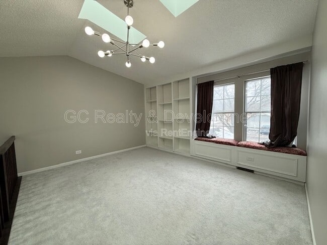 Building Photo - 1121 Southbridge Ln