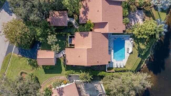 Building Photo - 2291 Las Casitas Dr