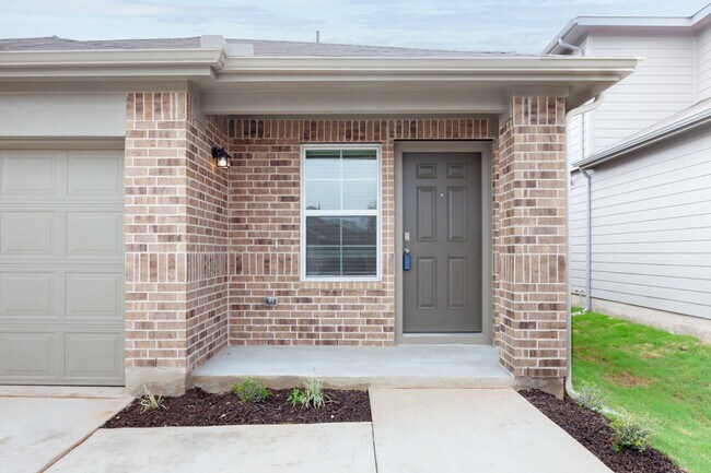 Building Photo - Harvest Creek Home Available for August Move-In!