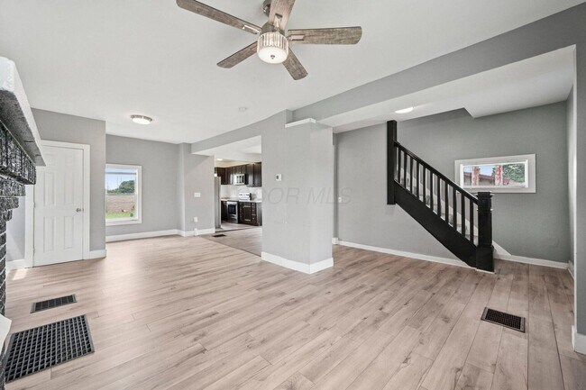 Building Photo - 1025 Howard St