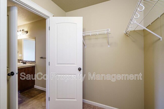 Building Photo - 2973 25th Ave