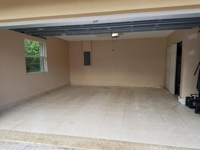 Building Photo - 13284 Majestic Pine Ct