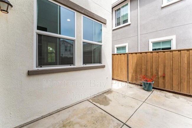 Building Photo - 589 Rosa Monte Wy