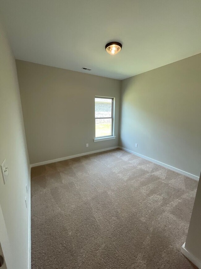 Building Photo - Home for Rent in Meridianville, AL!!! COMING SOON!