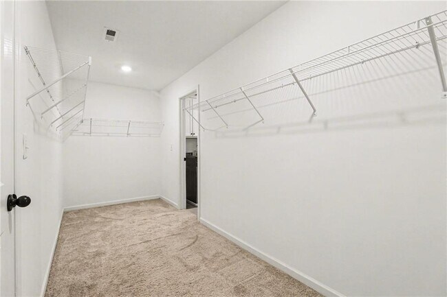 Building Photo - 5510 Bower Pl