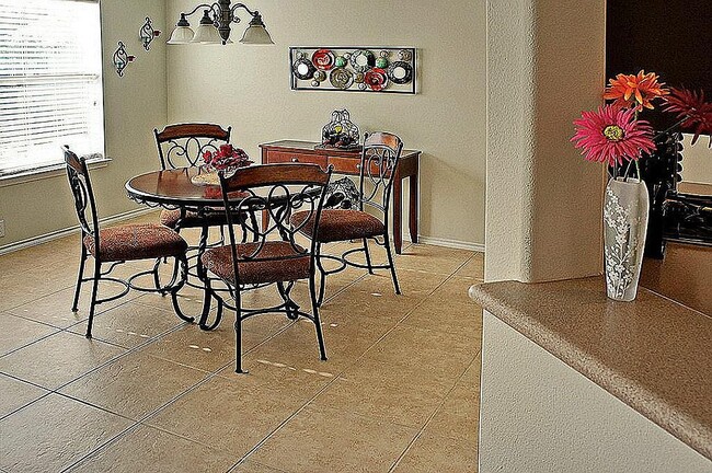 Dining Room - 13600 Breton Ridge St