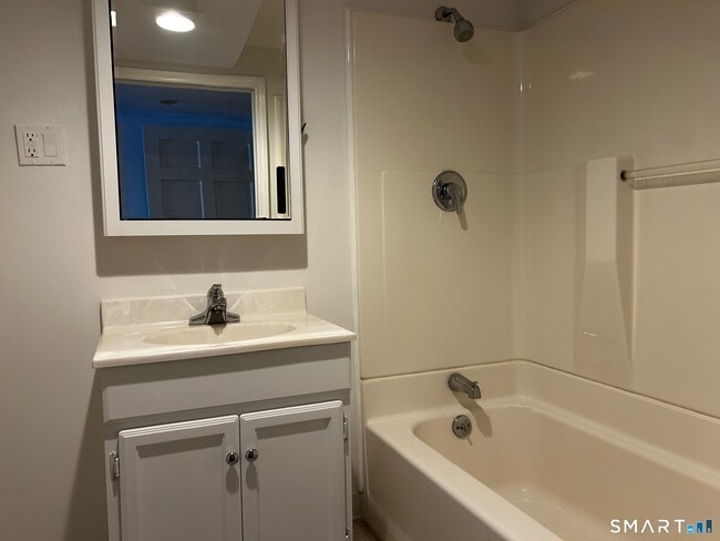 Building Photo - 97 Godfrey Rd