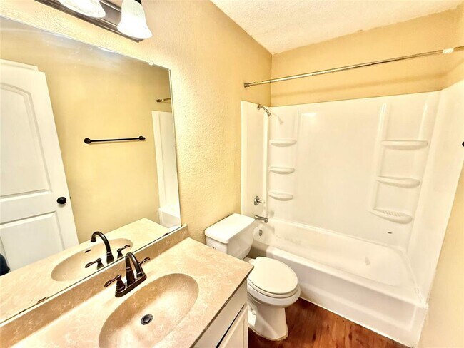 Building Photo - 8811 Schick Rd