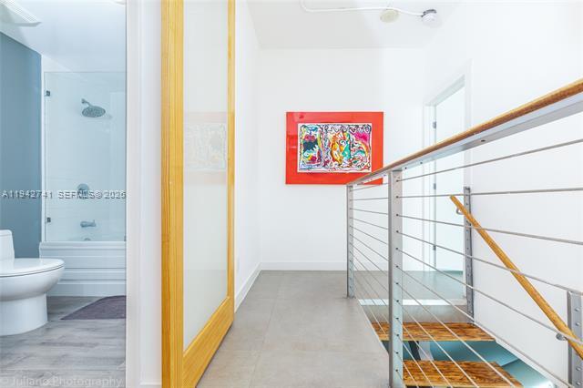 Building Photo - 690 SW 1st Ct