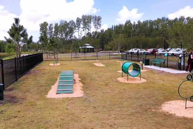 Building Photo - 86269 Express Ct