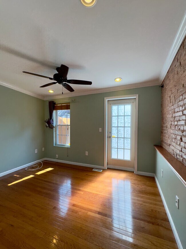 Building Photo - Charming 2BD/3BA Townhome in Highlandtown, Baltimore, MD!