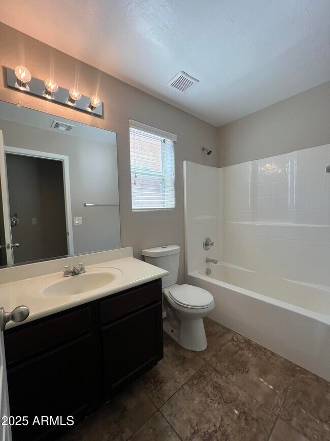 Building Photo - 1397 E Mayfield Dr