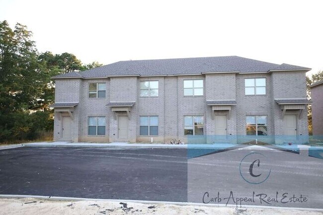 Building Photo - First month move in special $900!! Luxury 2 bed 2 bath apartment - brand new construction!! Washe...