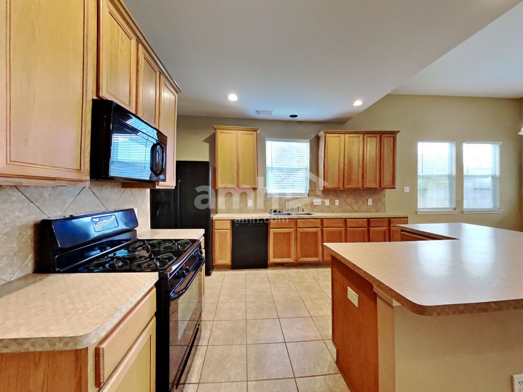 Building Photo - 12919 Palm Leaf Ct
