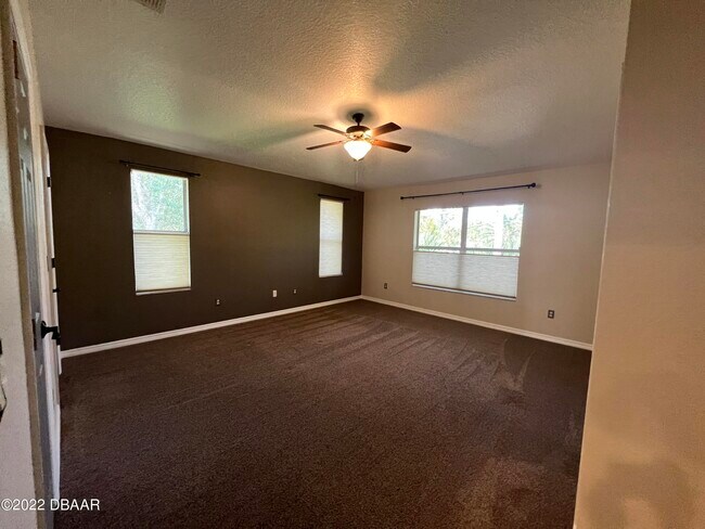 Building Photo - 100 Grey Widgeon Ct