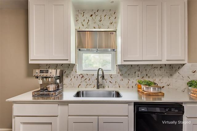 Building Photo - 1309 White Cir