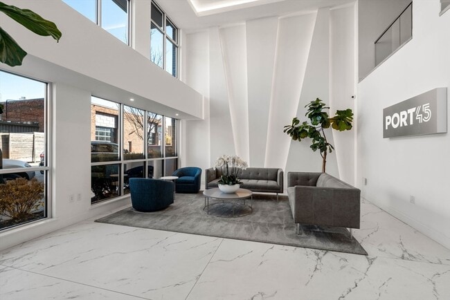 Building Photo - 45 W 3rd St