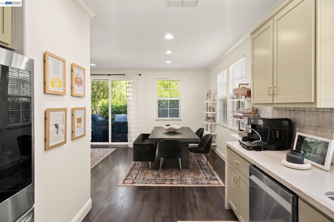 Building Photo - 310 Elworthy Ranch Cir