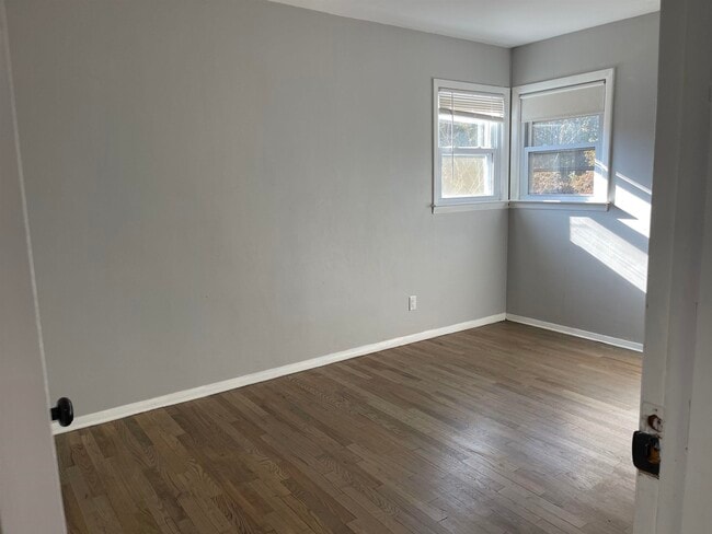 Building Photo - 20 Wareham Rd