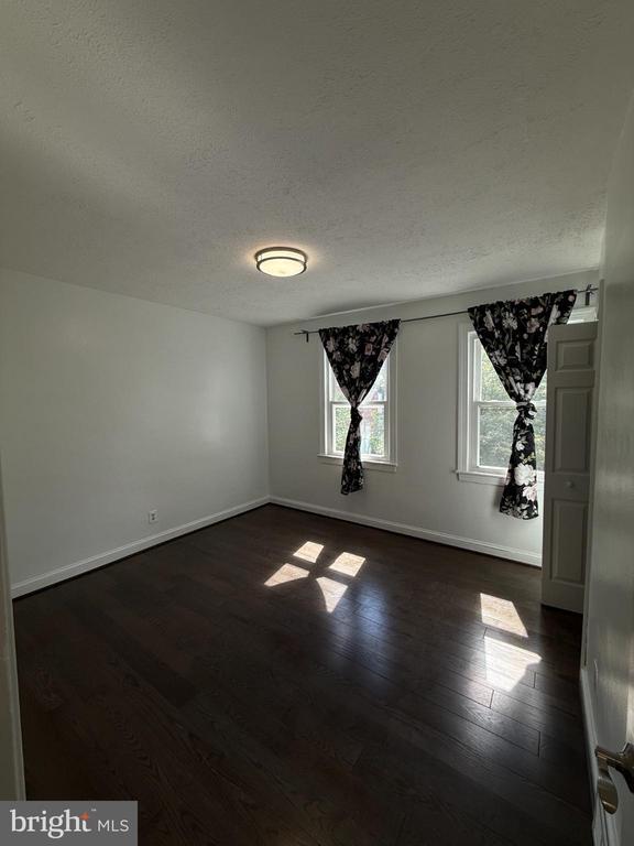 Building Photo - 1714 E St NE