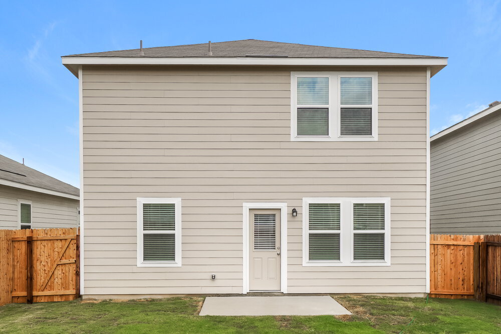 Building Photo - 5607 Finch Cyn