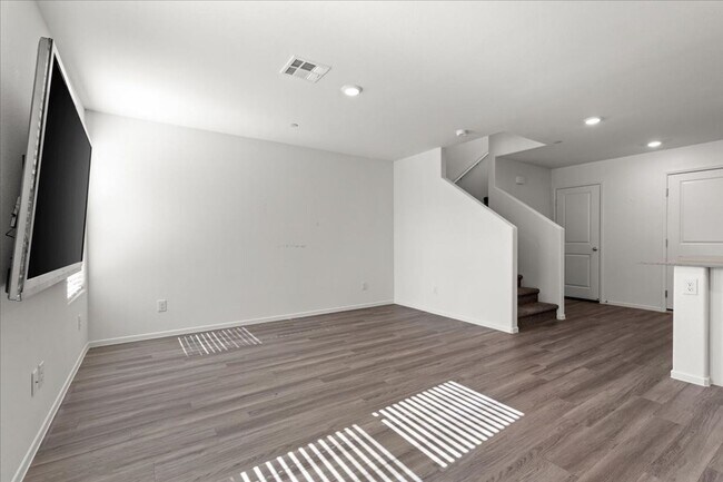 Building Photo - Contemporary 2025  3BD Home Featuring Open-Concept Living & Large Loft