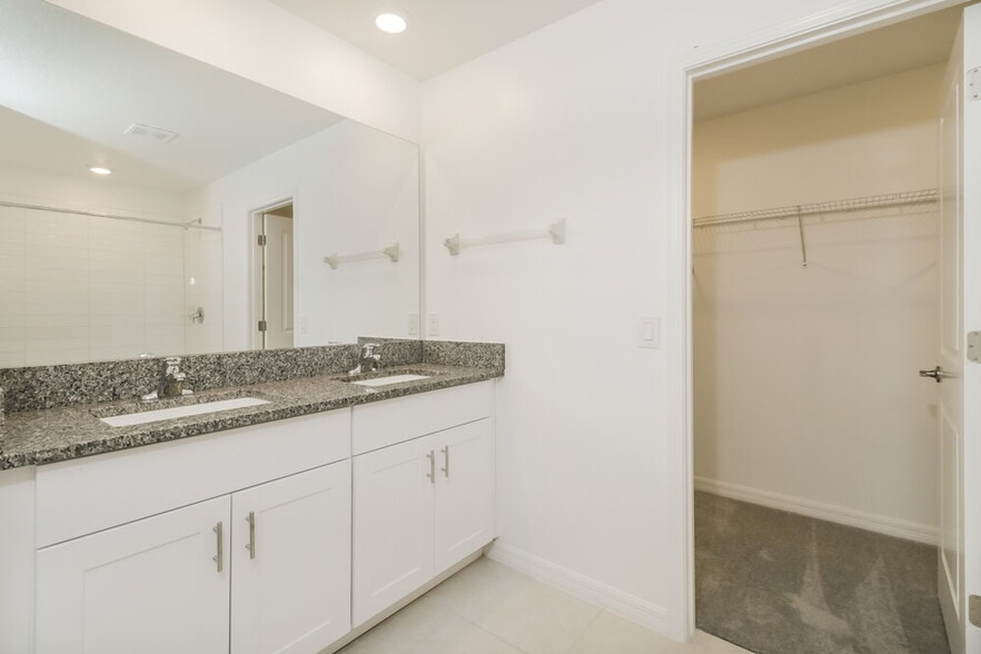 Building Photo - 17847 Blissful Stars Dr
