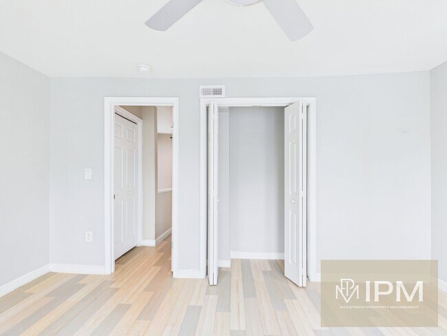 Building Photo - 1228 Market St