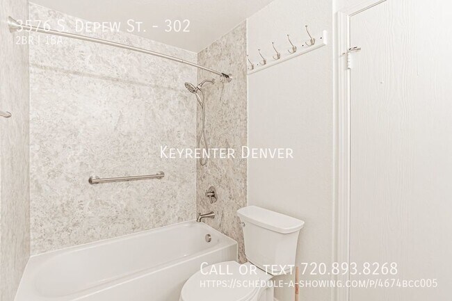 Building Photo - Spacious 2-Bedroom Condo with Loft, Firepl...