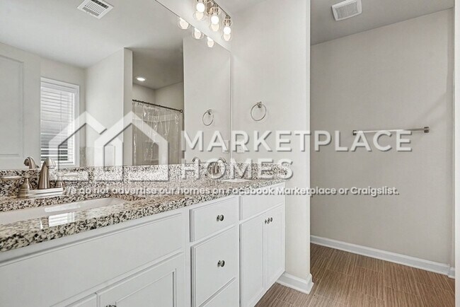 Building Photo - 225 W L Miller Dr