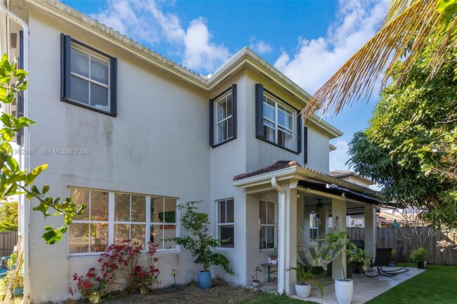 Building Photo - 16605 SW 55th Terrace