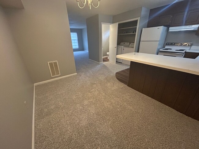 Building Photo - 408 Horne St