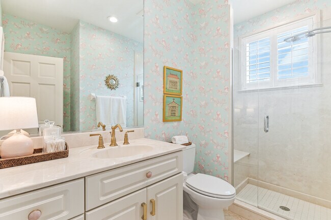 Building Photo - 573 Buttonwood Bay Dr