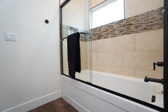 Building Photo - 479 E Violets Cv Ln