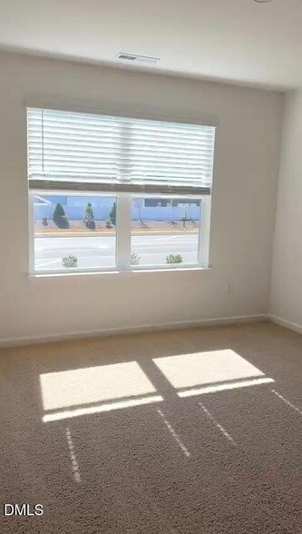 Building Photo - 852 Bullhorn Dr