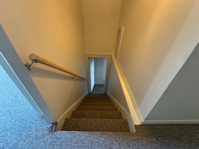 Building Photo - 941-943 St. James Street