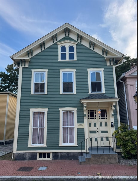 Building Photo - 32 Starr St