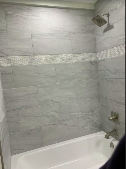Main Bath Shower - 3100 W 55th St