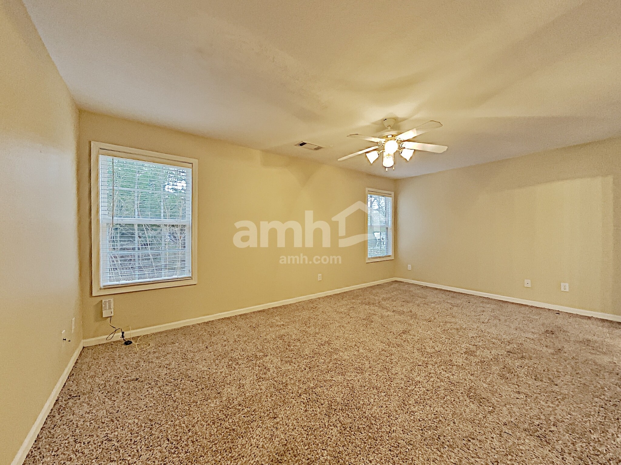 Building Photo - 6483 Grand Hickory Dr