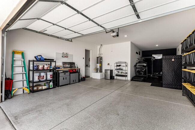 Building Photo - 4509 N 197th Ln