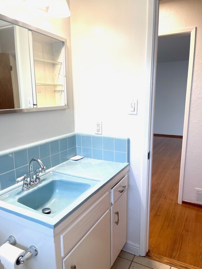 Building Photo - 4120 N Pershing Ave