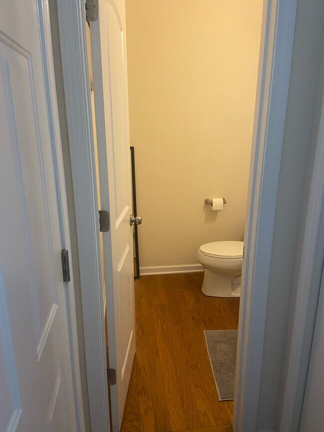 Half bath downstairs - 11114 Kanturk Ct
