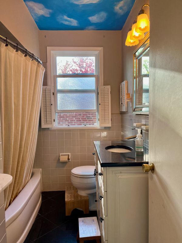 Building Photo - 1150 Anita Ave