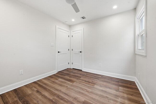 Building Photo - 3685 Hope Pl