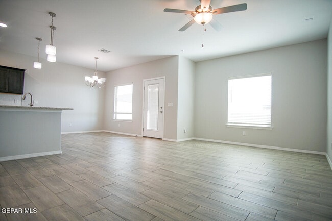 Building Photo - 12874 Woolstone Dr