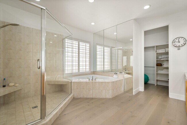 Building Photo - 78695 Castle Pines Dr