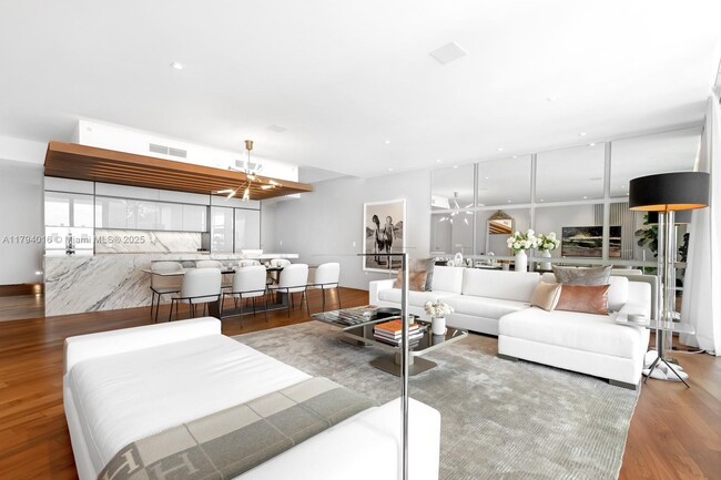 Building Photo - 1300 Monad Ter